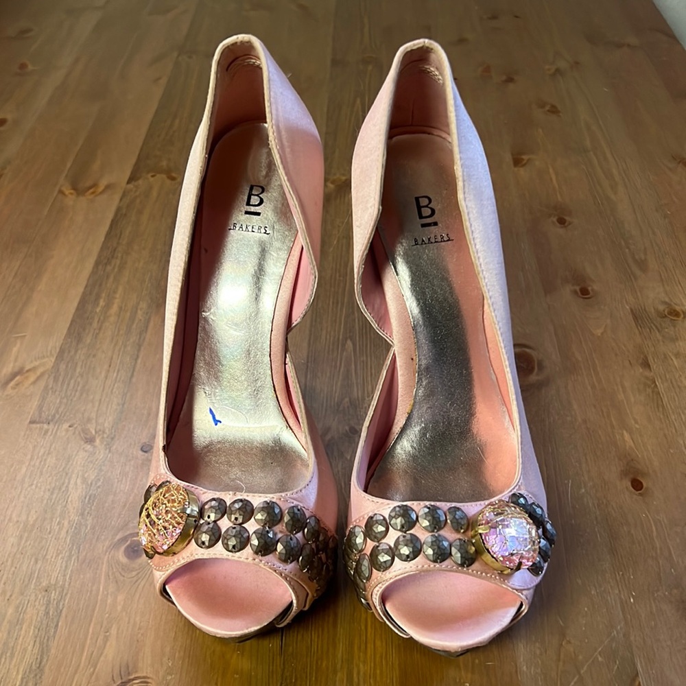 Pink Jeweled Bakers Heels Size 60B/6